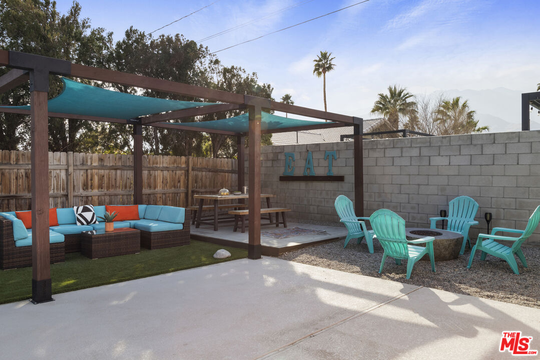 2393 N San Clemente Rd