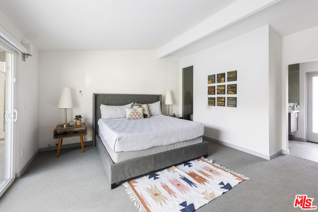 2393 N San Clemente Rd