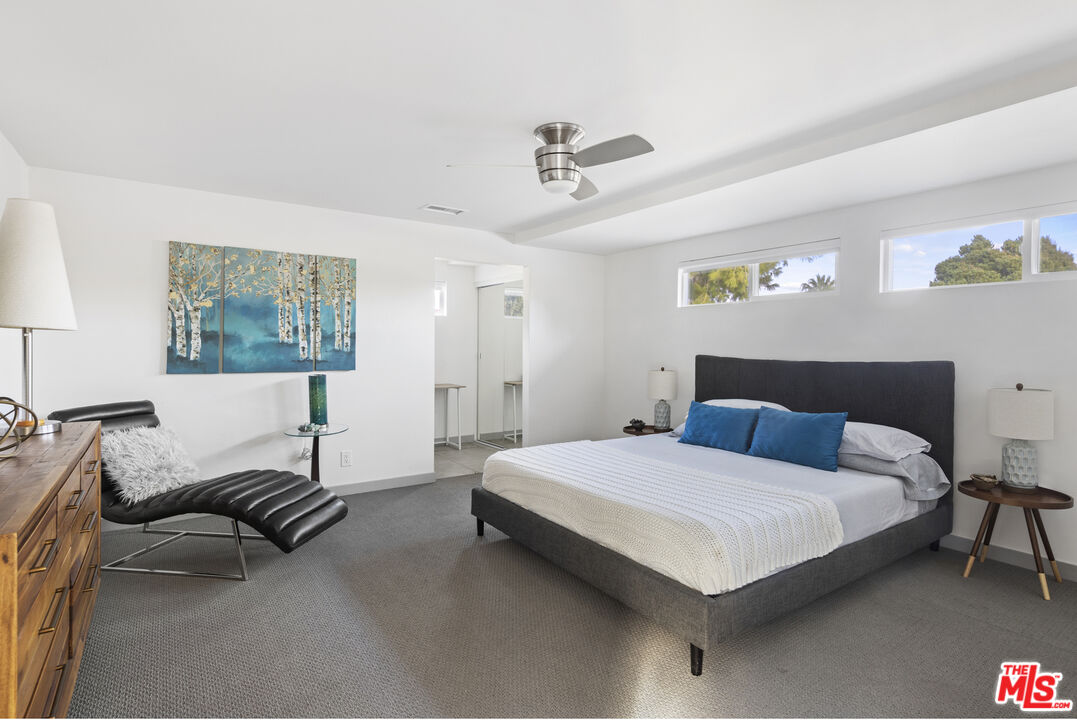 2393 N San Clemente Rd