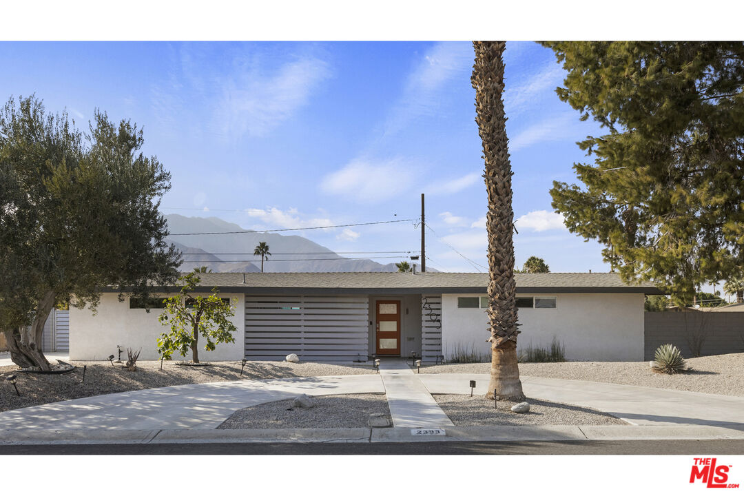 2393 N San Clemente Rd