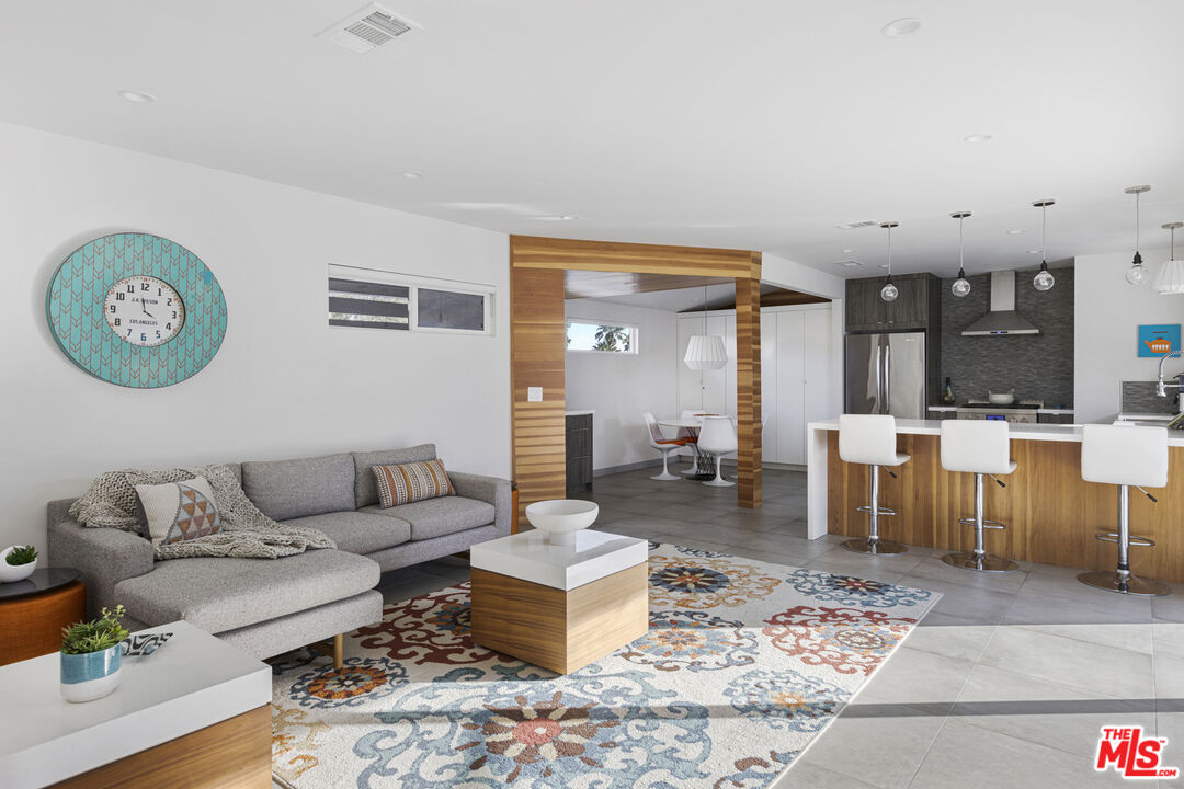 2393 N San Clemente Rd