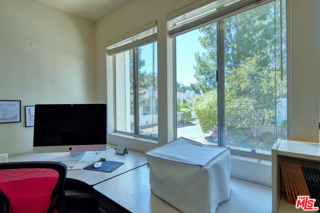 10050 Melinda Way Unit: 6