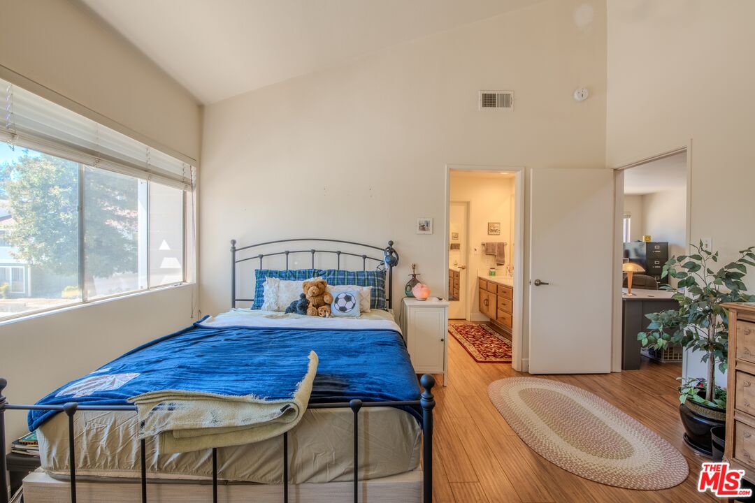 10050 Melinda Way Unit: 6