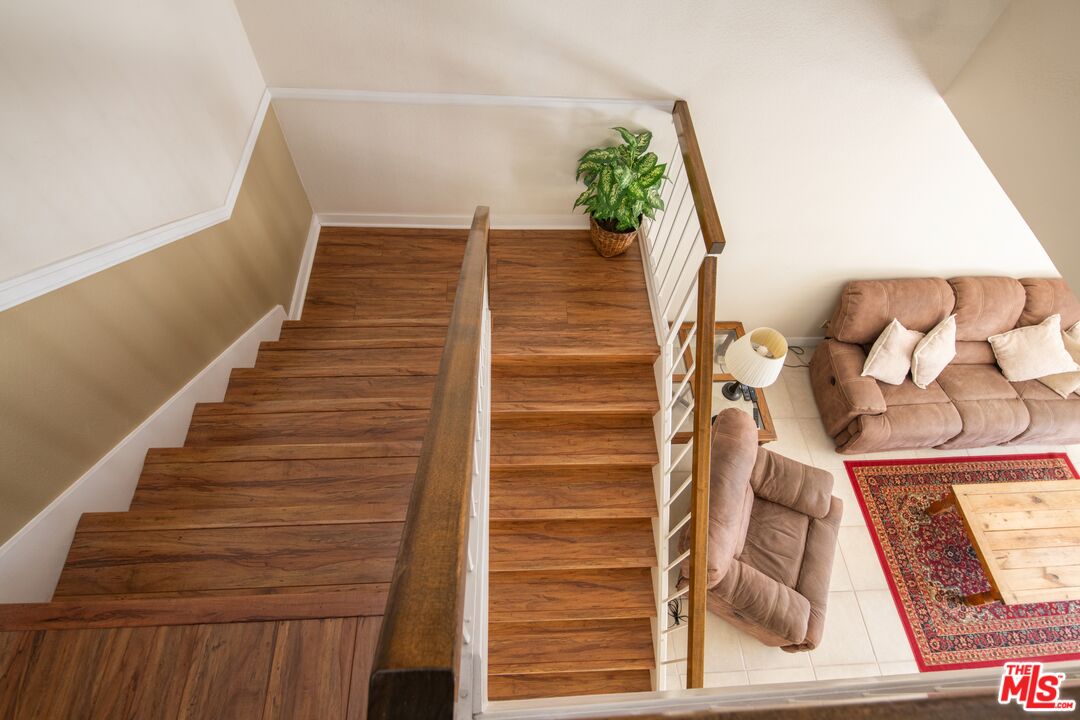 10050 Melinda Way Unit: 6