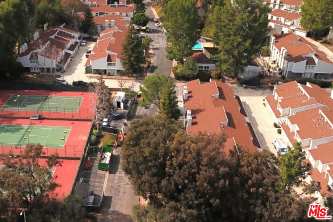 10050 Melinda Way Unit: 6