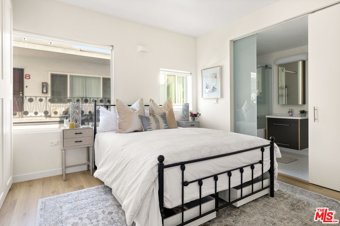 1322 N Detroit St Unit: 3