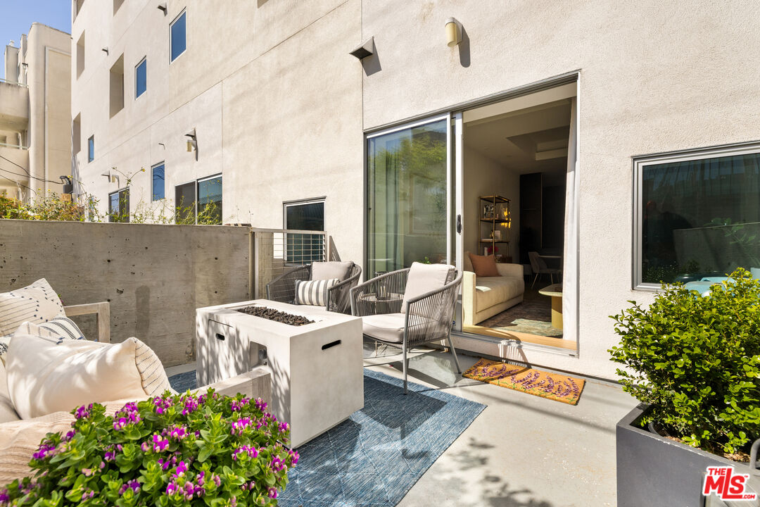 1322 N Detroit St Unit: 3