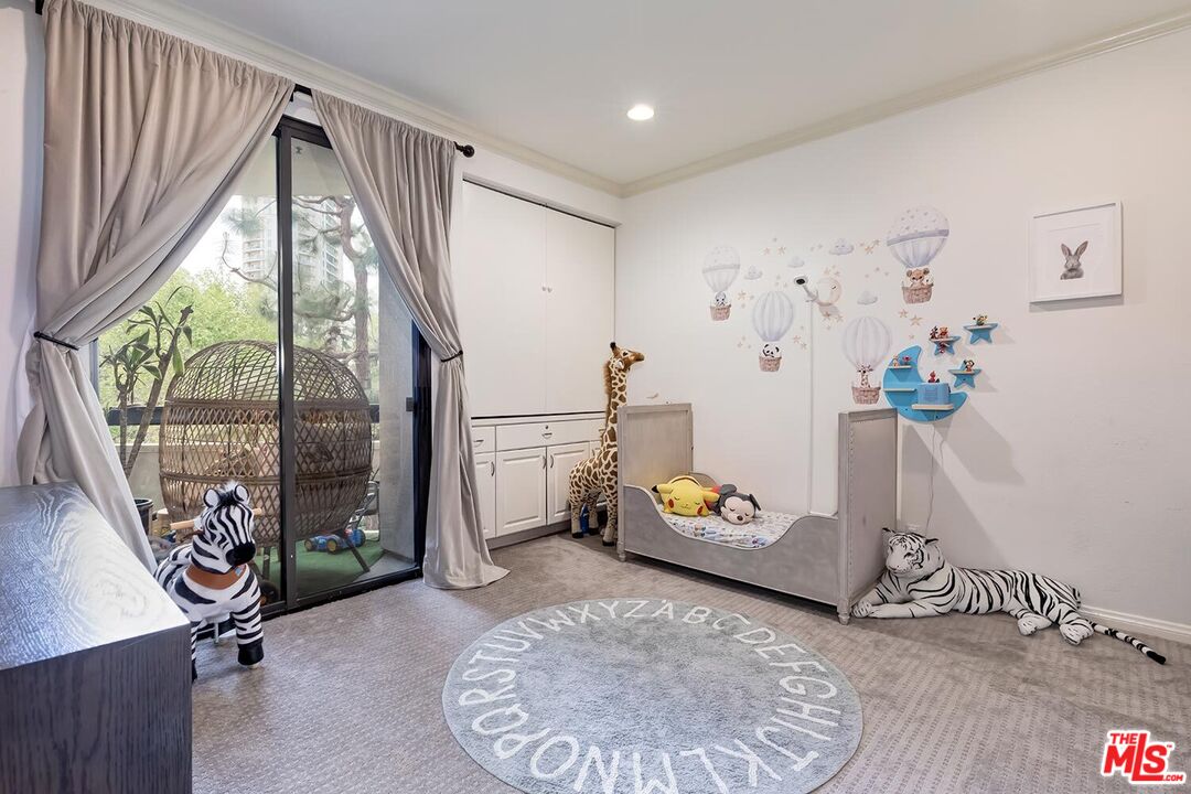 2131 Century Park Ln Unit: 314