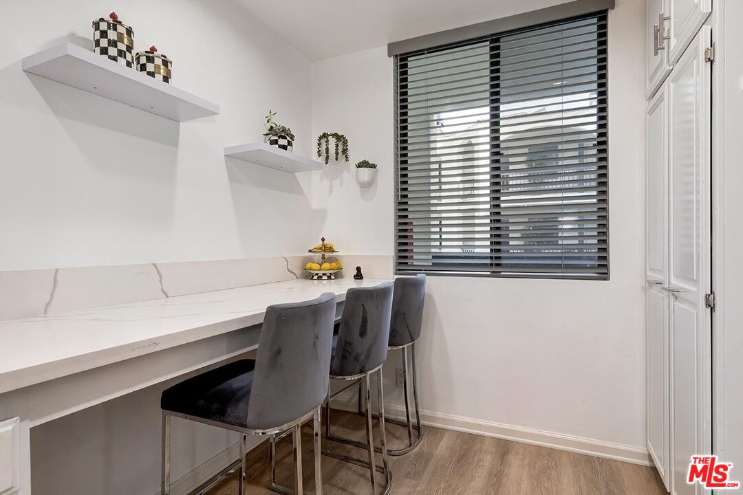 2131 Century Park Ln Unit: 314