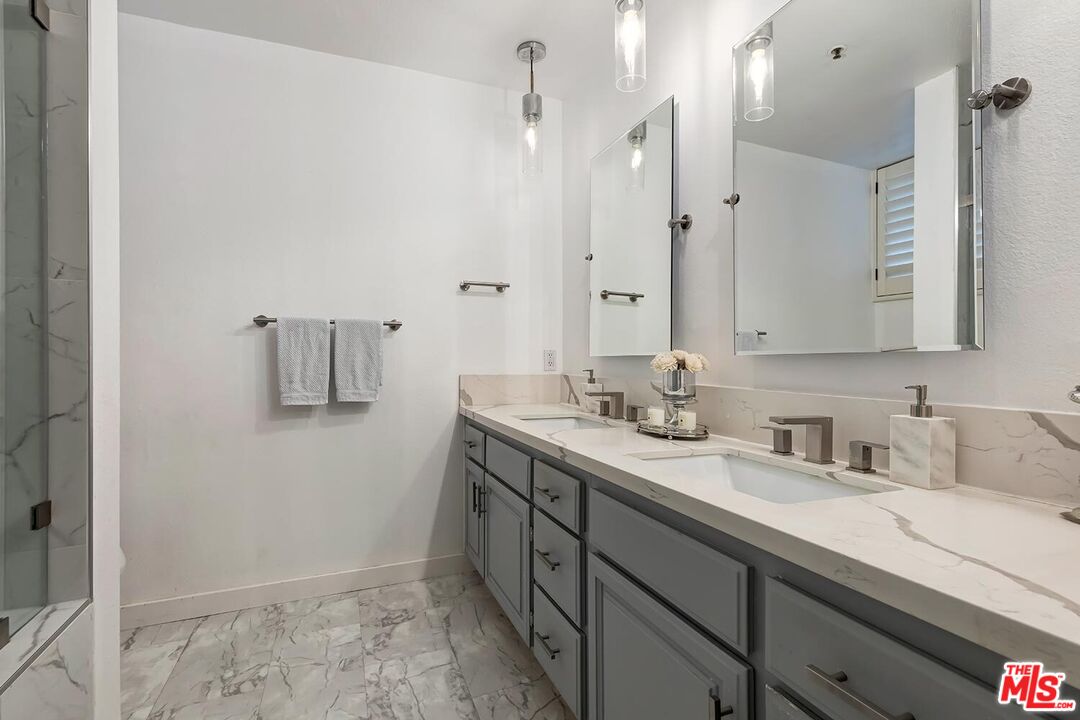 2131 Century Park Ln Unit: 314