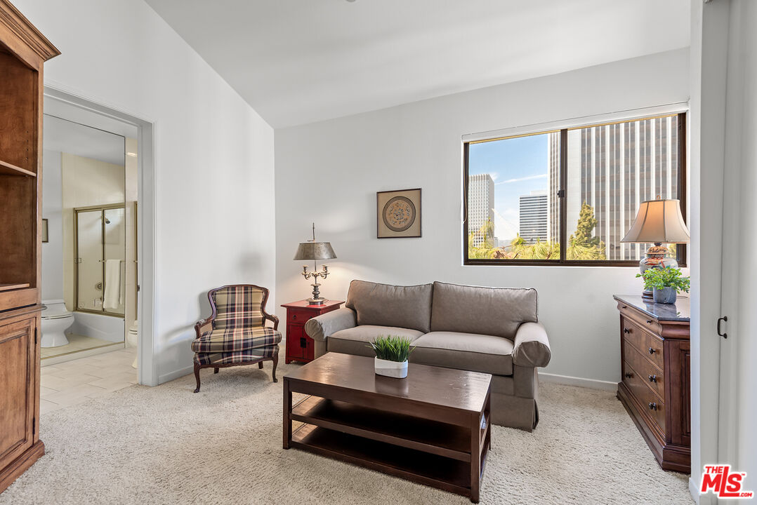 2122 Century Park Ln Unit: 411