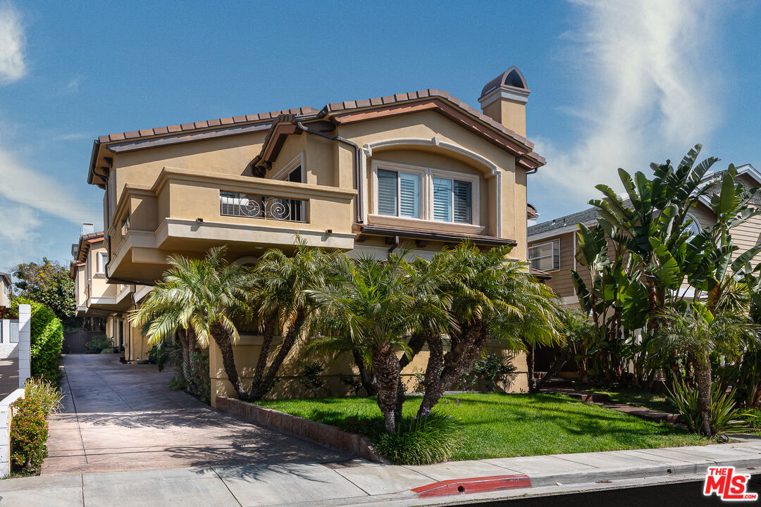 2005 Carnegie Ln Unit: A