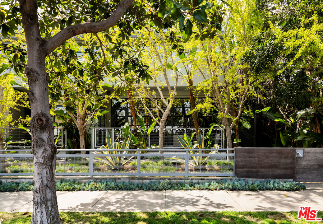 1534 17th St Unit: 101