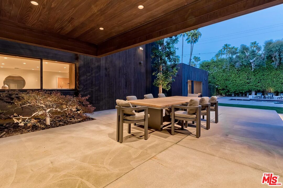 604 N Alpine Dr