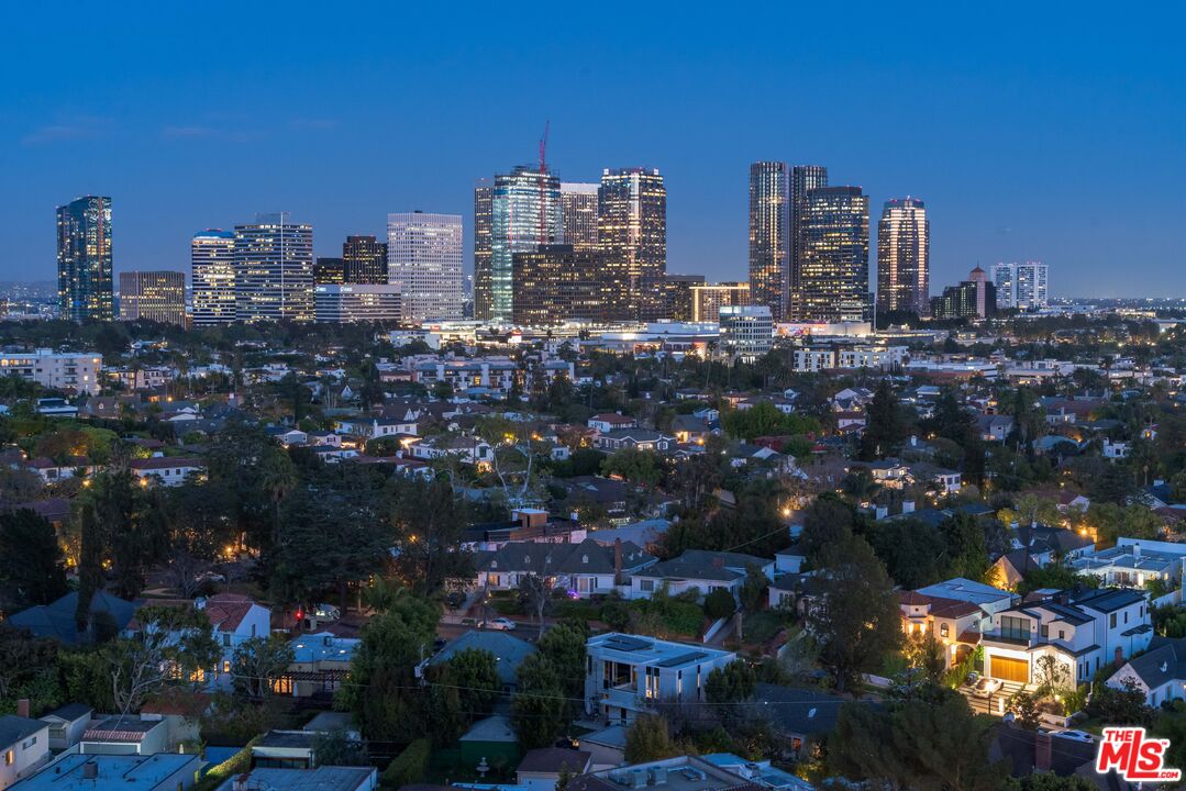 10590 Wilshire Blvd Unit: PH 1802