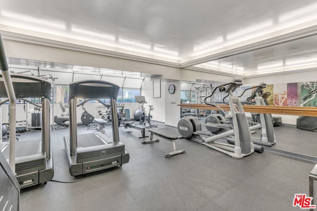 1155 N La Cienega Blvd Unit: 307