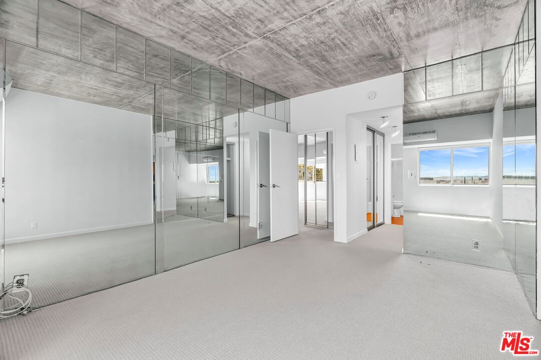 1155 N La Cienega Blvd Unit: 307