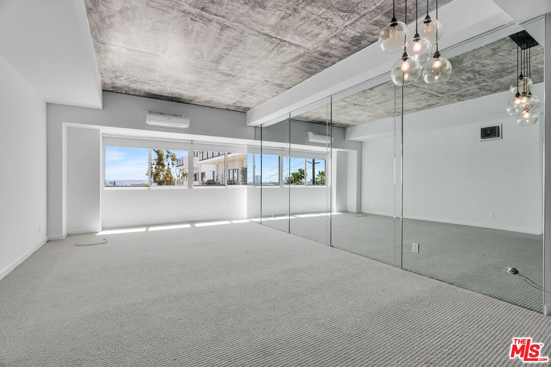 1155 N La Cienega Blvd Unit: 307