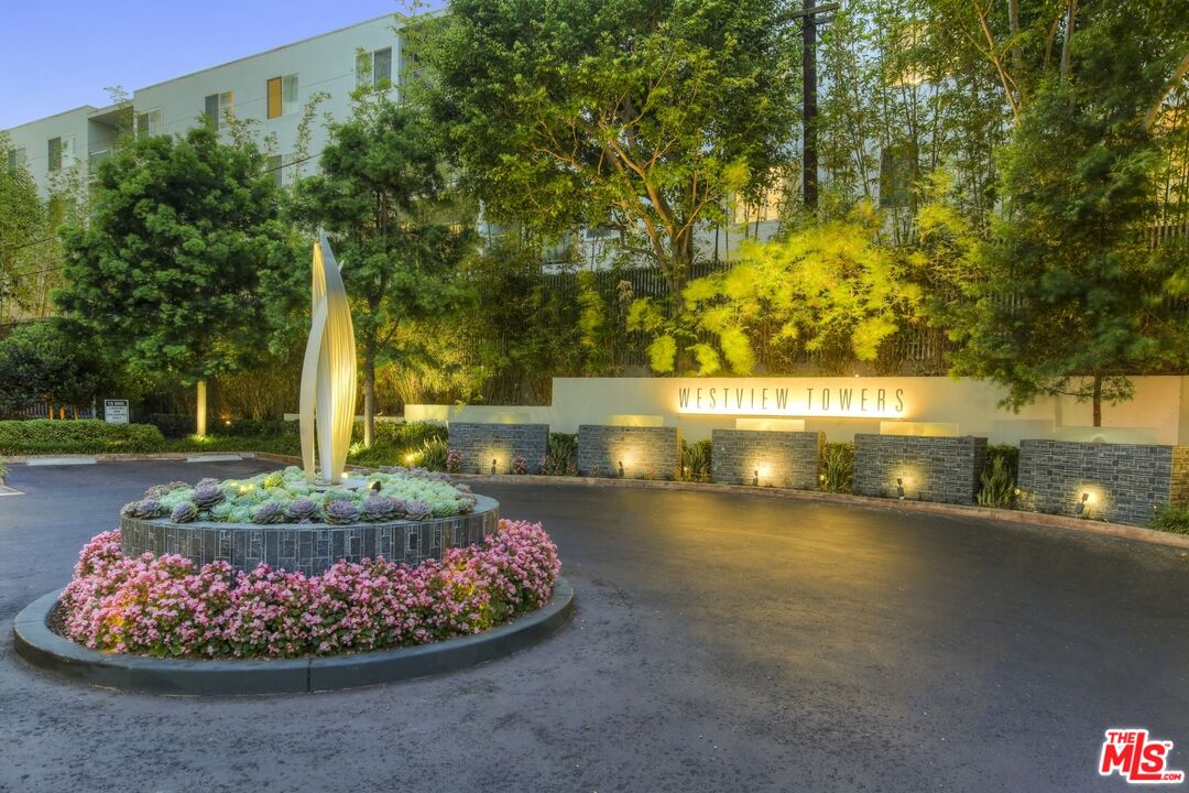 1155 N La Cienega Blvd Unit: 307