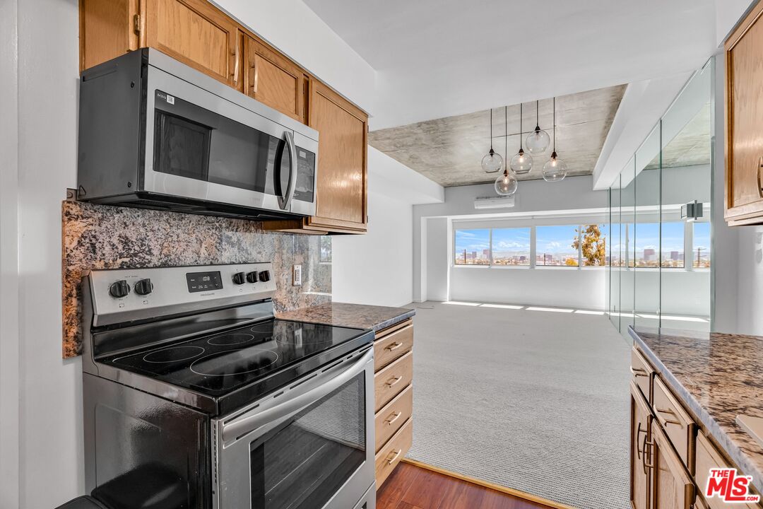 1155 N La Cienega Blvd Unit: 307