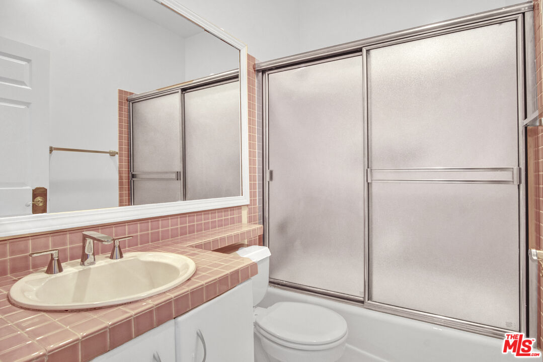 10475 Ashton Ave Unit: 304