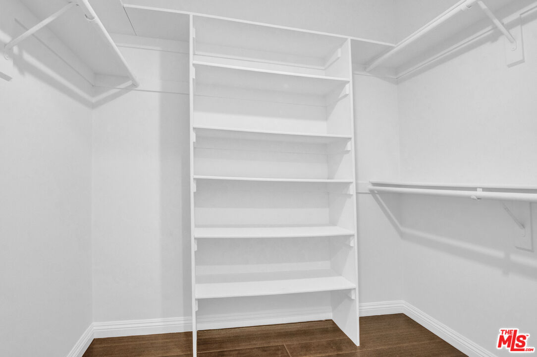 10475 Ashton Ave Unit: 304