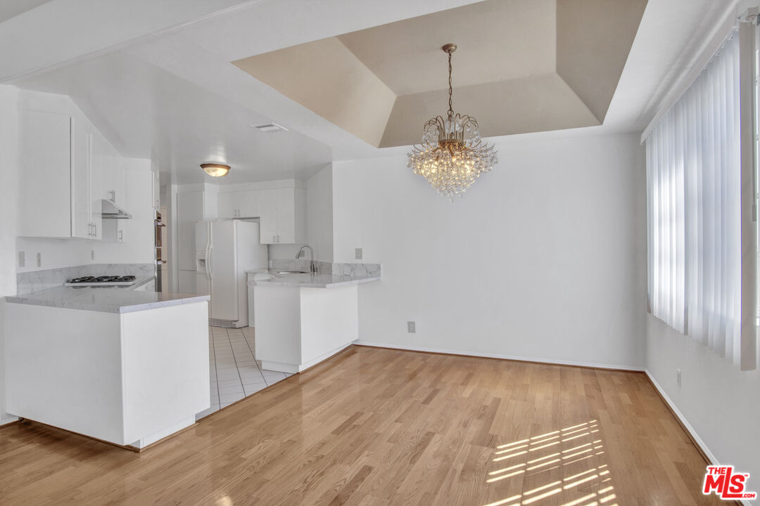 10475 Ashton Ave Unit: 304