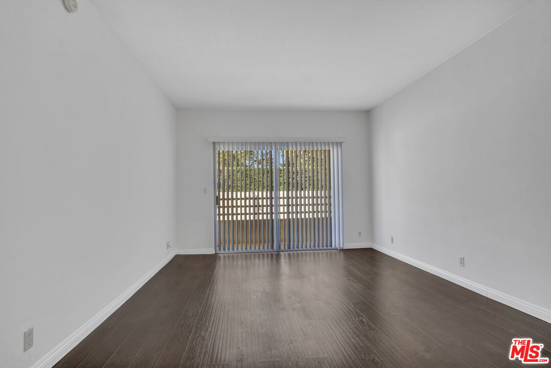 10475 Ashton Ave Unit: 304