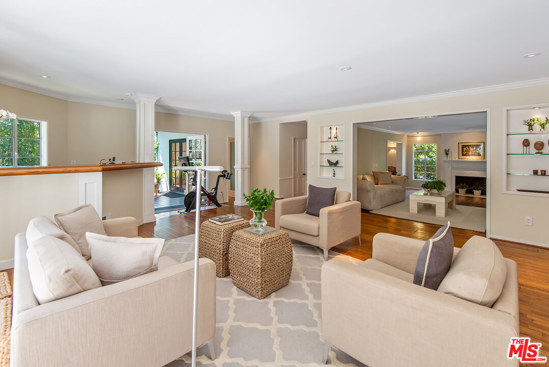 1151 Sunset Vale Ave