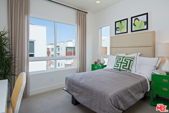 12698 Sandhill LN Unit: 3