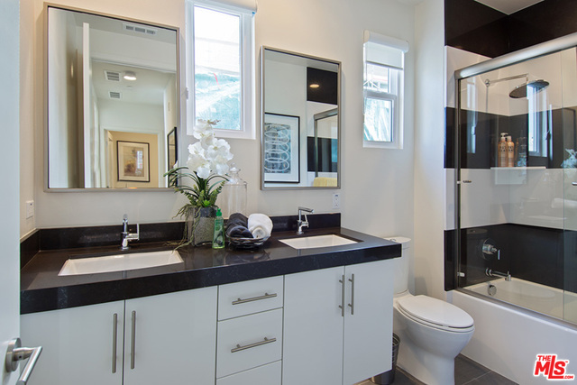 12698 Sandhill LN Unit: 3