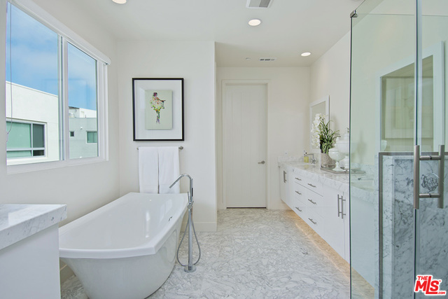 12698 Sandhill LN Unit: 3