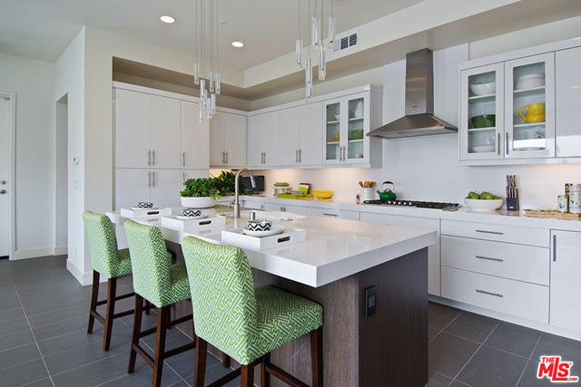 12698 Sandhill LN Unit: 3