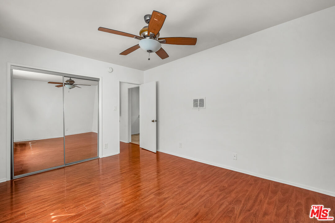 1648 Edgecliffe Dr Unit: 2