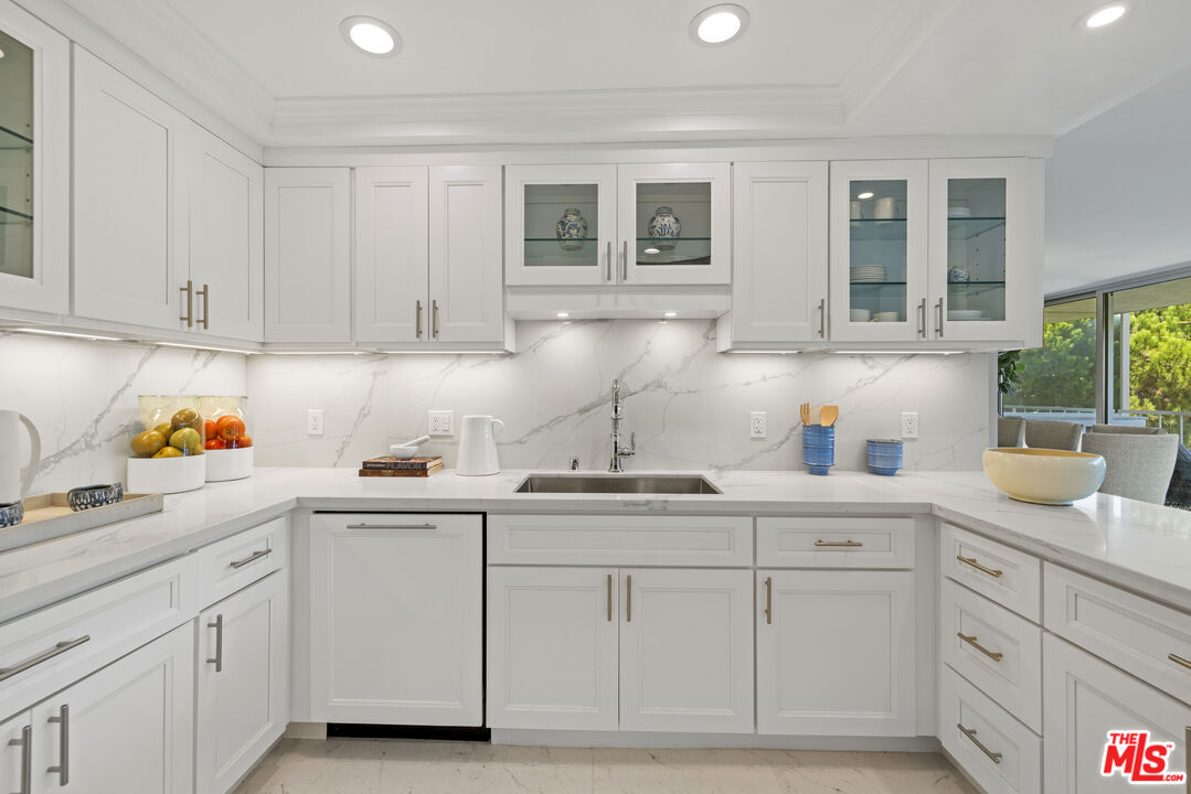 32724 Coastsite Dr Unit: 208