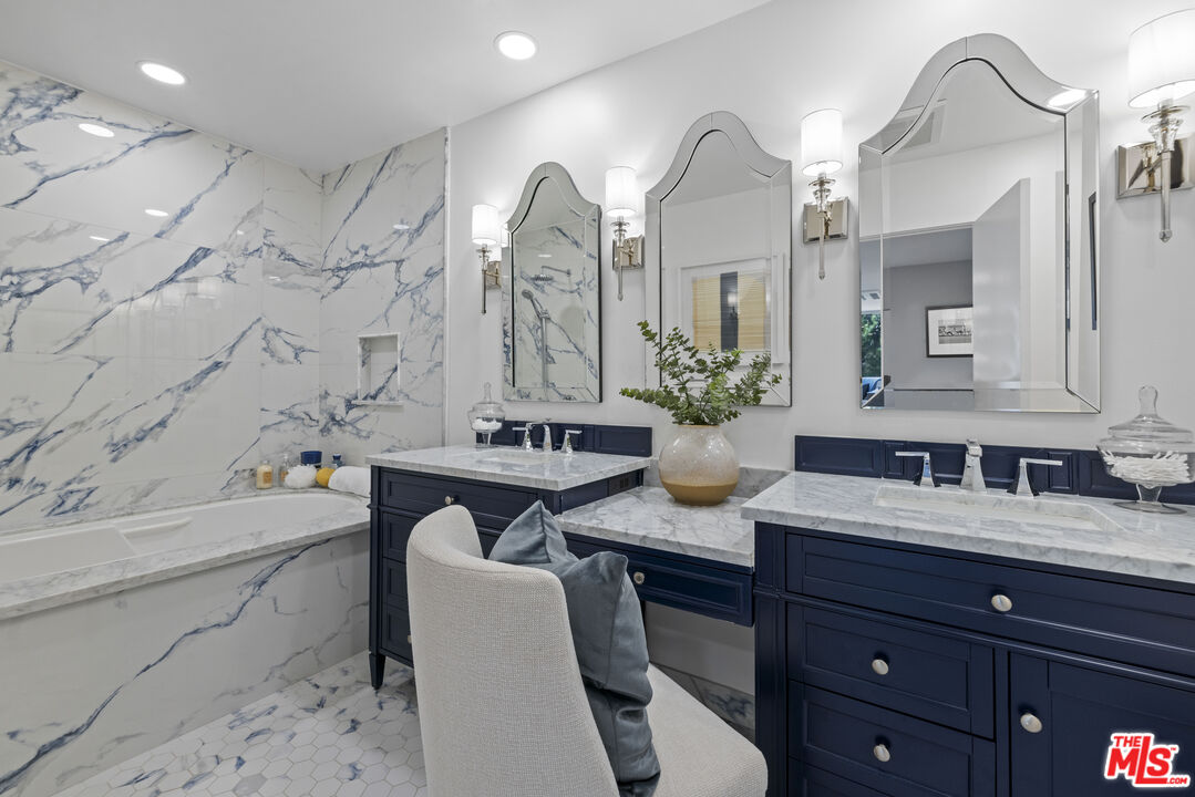 32724 Coastsite Dr Unit: 208