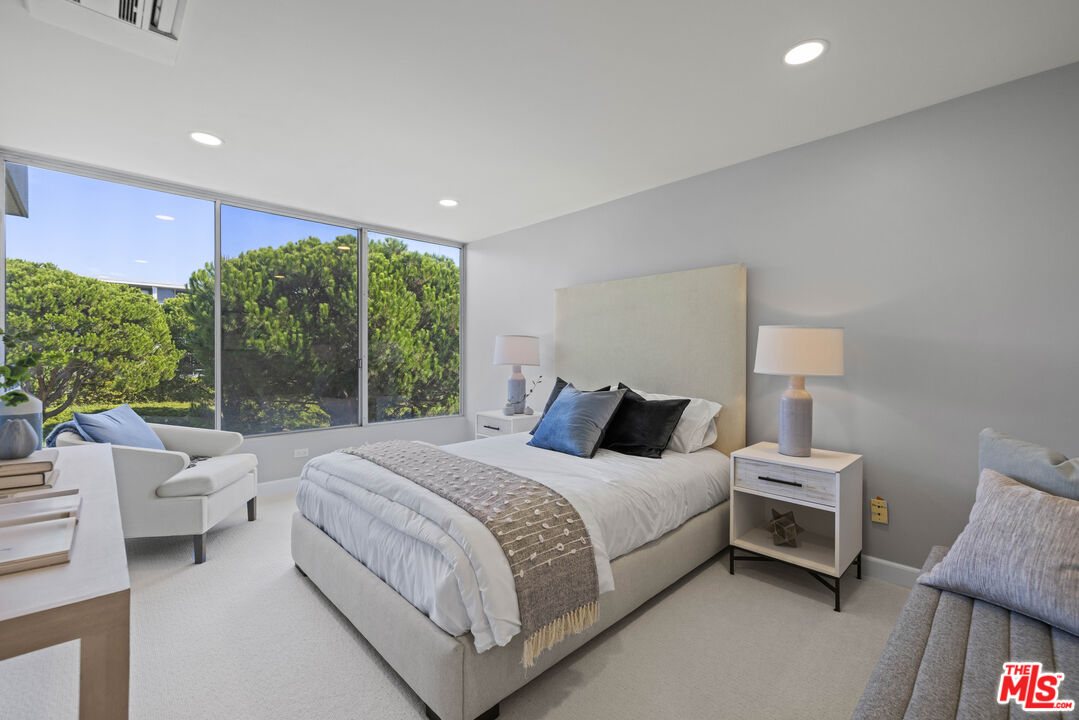 32724 Coastsite Dr Unit: 208