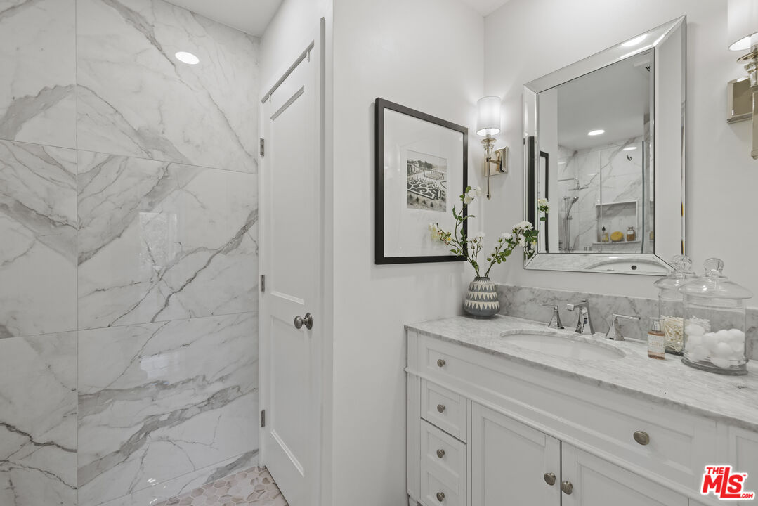 32724 Coastsite Dr Unit: 208