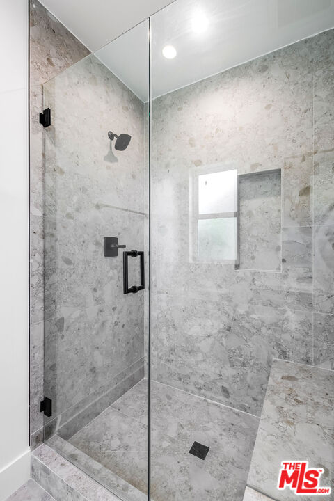 5044 Laurel Canyon Blvd Unit: 2