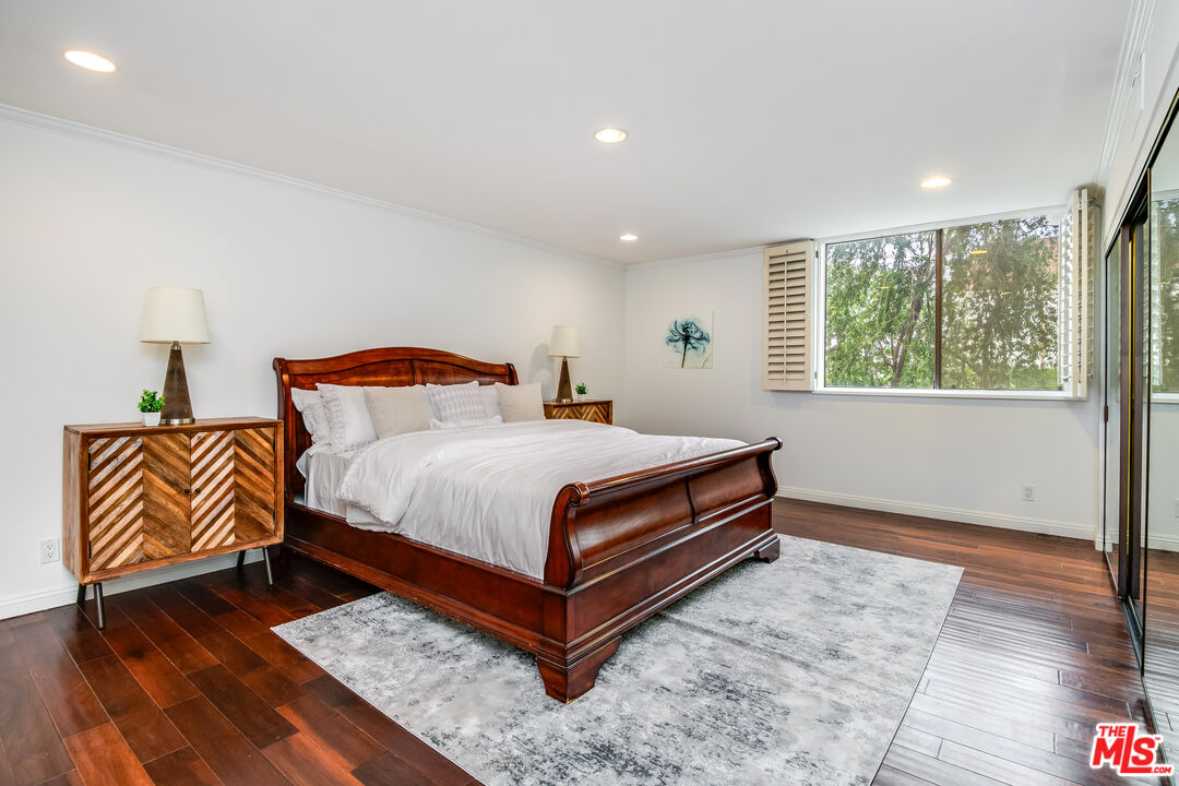 441 N Oakhurst Dr Unit: 205