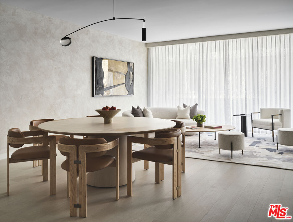 9200 Wilshire Blvd Unit: 203E