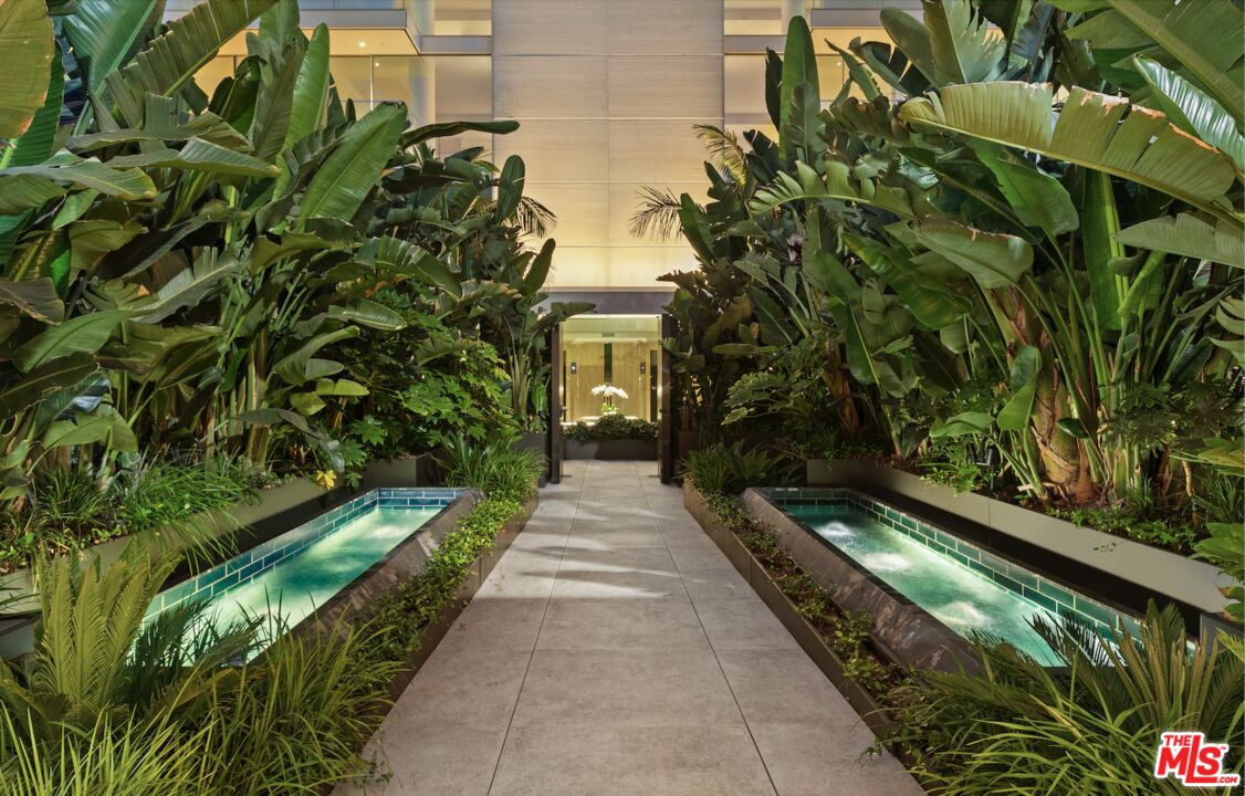 9200 Wilshire Blvd Unit: 505W