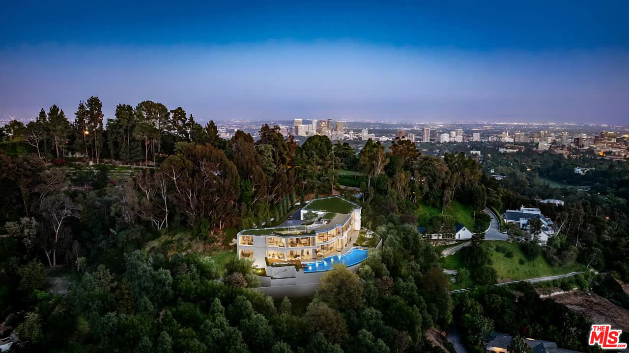 901 Strada Vecchia Rd