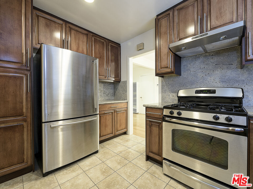 1217 N Crescent Heights Blvd Unit: C