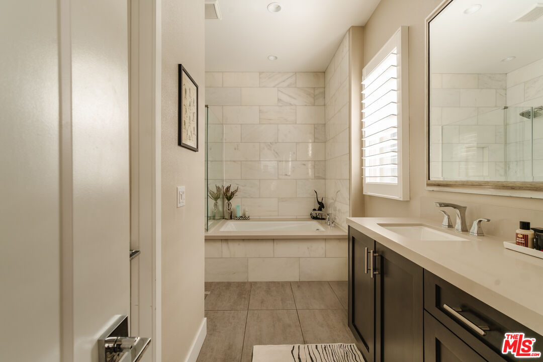 12765 Bluff Creek Dr Unit: 1