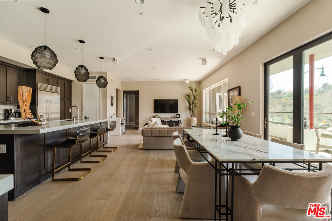 12765 Bluff Creek Dr Unit: 1