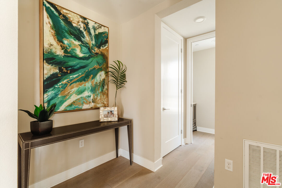 12765 Bluff Creek Dr Unit: 1