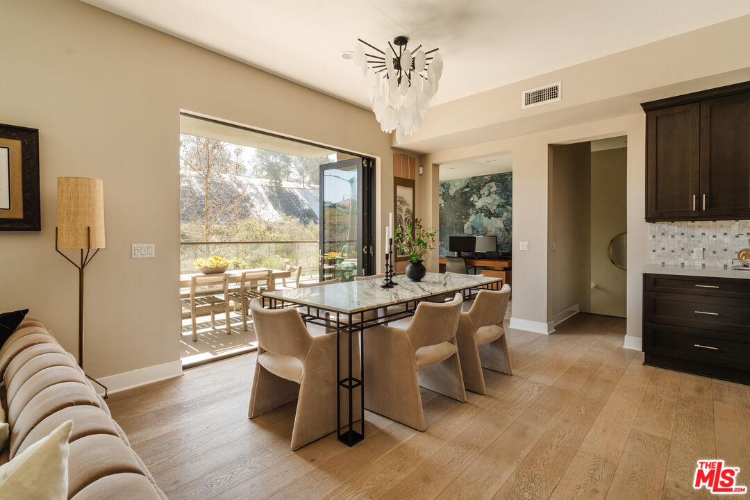 12765 Bluff Creek Dr Unit: 1