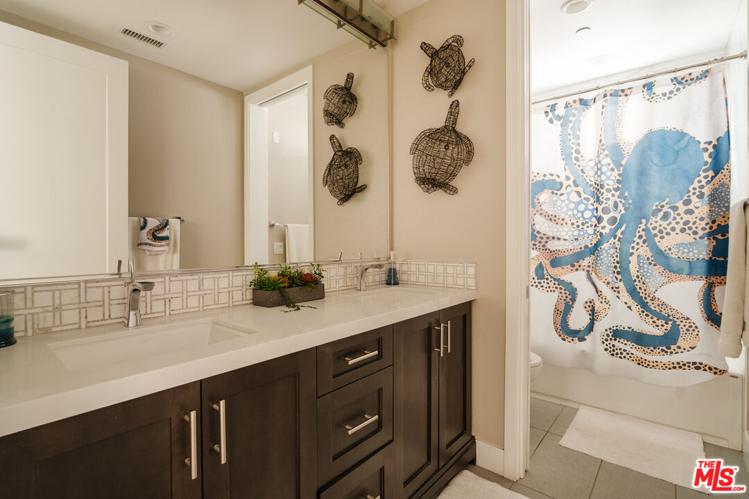 12765 Bluff Creek Dr Unit: 1