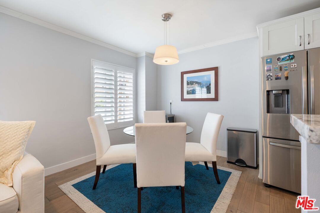 933 11th St Unit: 21